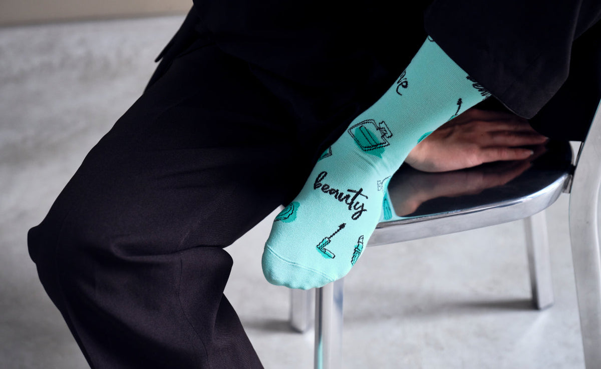 Business-Socken mit Logo 2026: Anzugsocken als Corporate Fashion